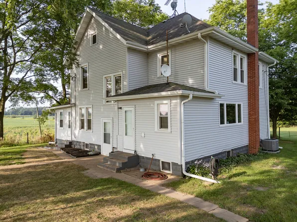 27242 E 2900th St, Prophetstown, IL 61277