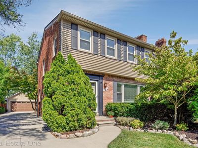 1630 W Twelve Mile Rd, Royal Oak, MI, 48073