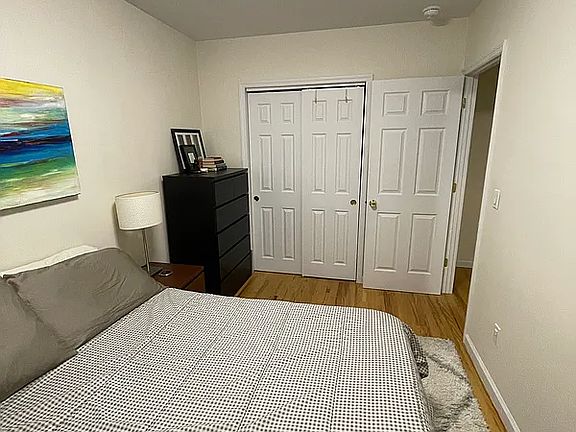 5th image of 2354 36th St Floor 2