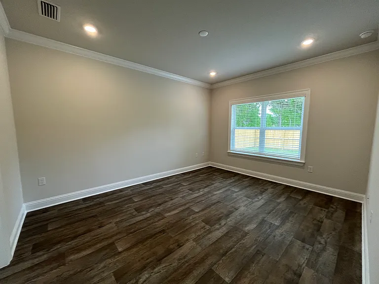 14920 Dayton Cir — Photo 7