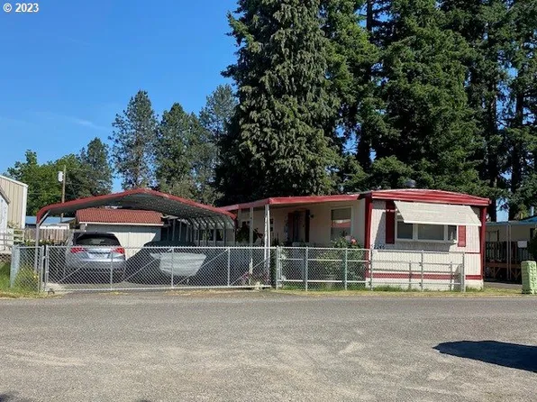 52246 Village Way #21, Scappoose, OR 97056