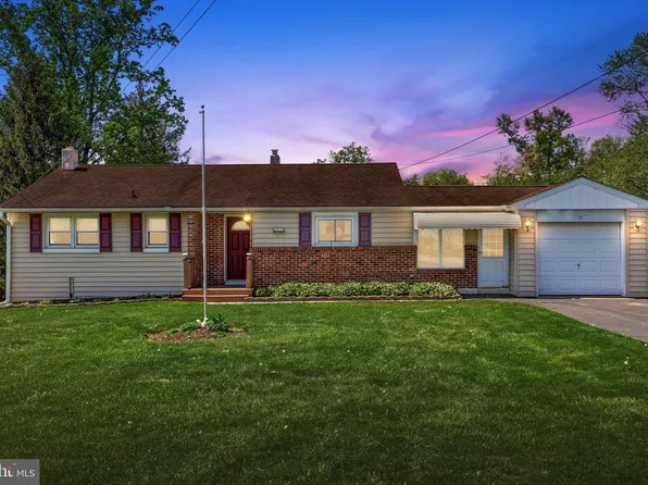 109 Green St, Phoenixville, PA 19460