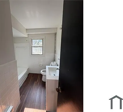 16745 Greenfield Rd — Photo 12
