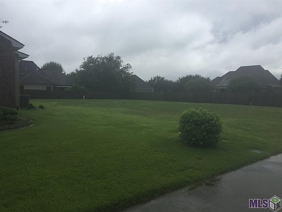 3rd image of 40028 Spoonbill Ct