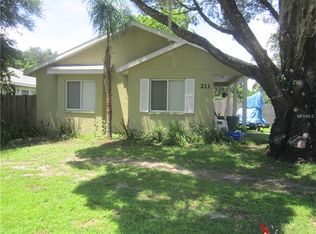211 30th Ave E, Bradenton, FL 34208