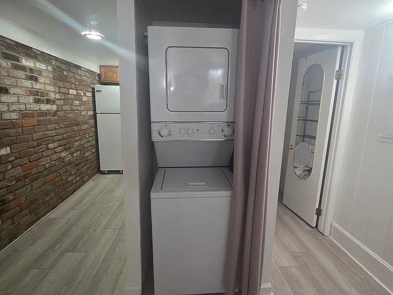 3851 Vineyard Ave #D — Photo 7