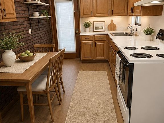4th image of 2246 W Gilbert Ln