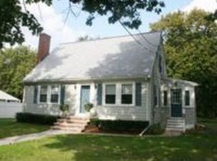 54 Montvale Rd, Woburn, MA 01801