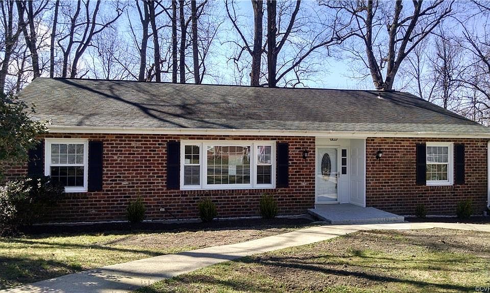 1st image of 212 Circle Dr