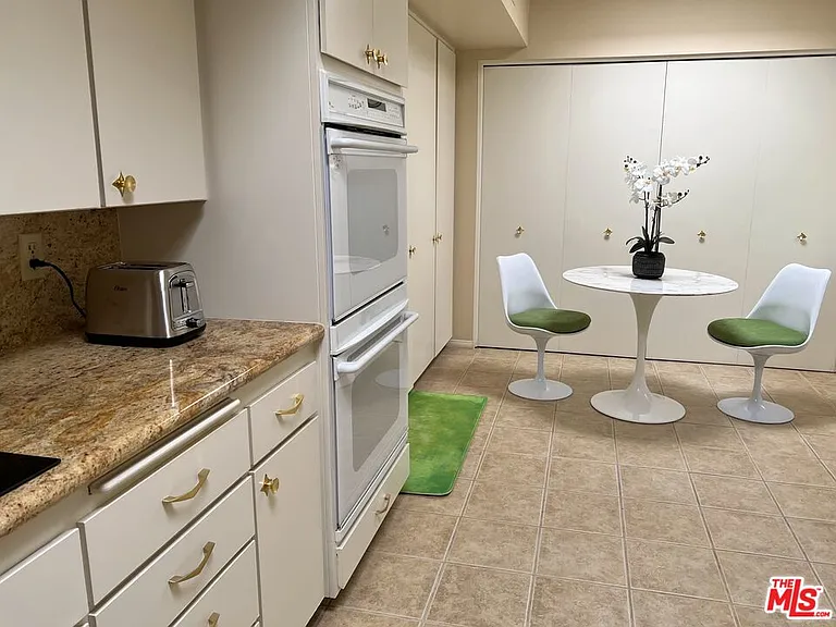500 W Arenas Rd #8 — Photo 24