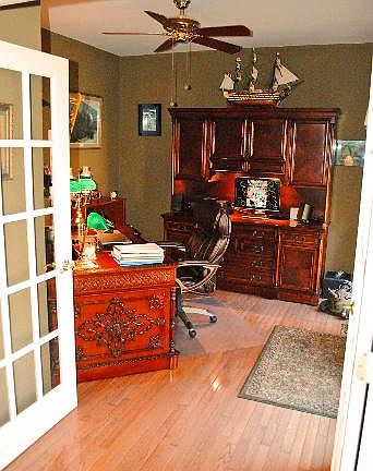 3rd image of 507 Cedar Hill Ct