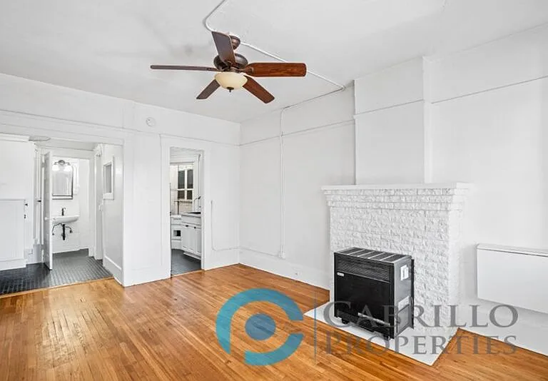 2261 4th Ave — Photo 5