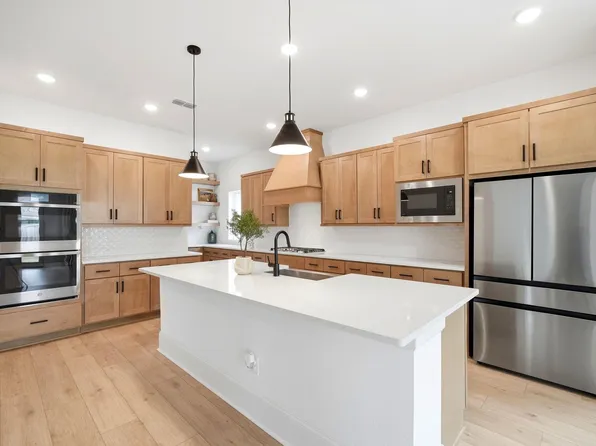 22214 Bushy Matgrass Ln, Cypress, TX 77433