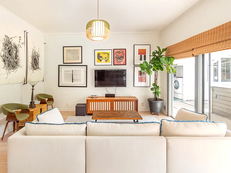 313 Point San Pedro Rd — Photo 5