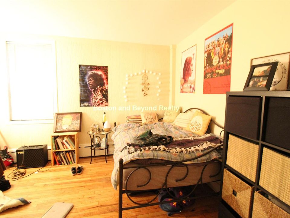 284 Sumner St. #1 Boston - East Boston Unit Photo 4