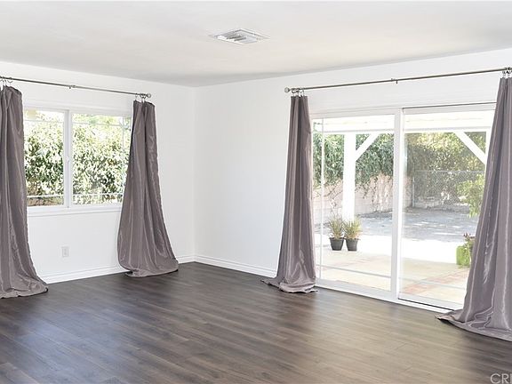 4th image of 24226 Friar St