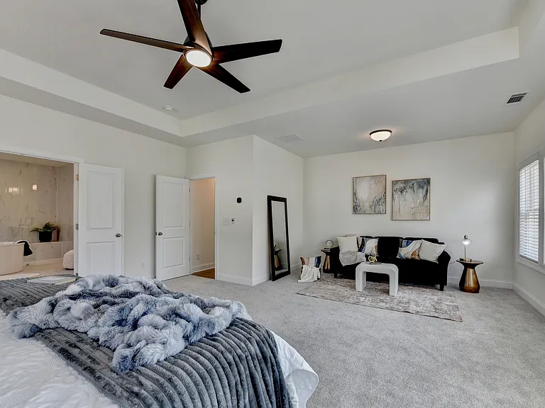 2405 Colliers Ln — Photo 18