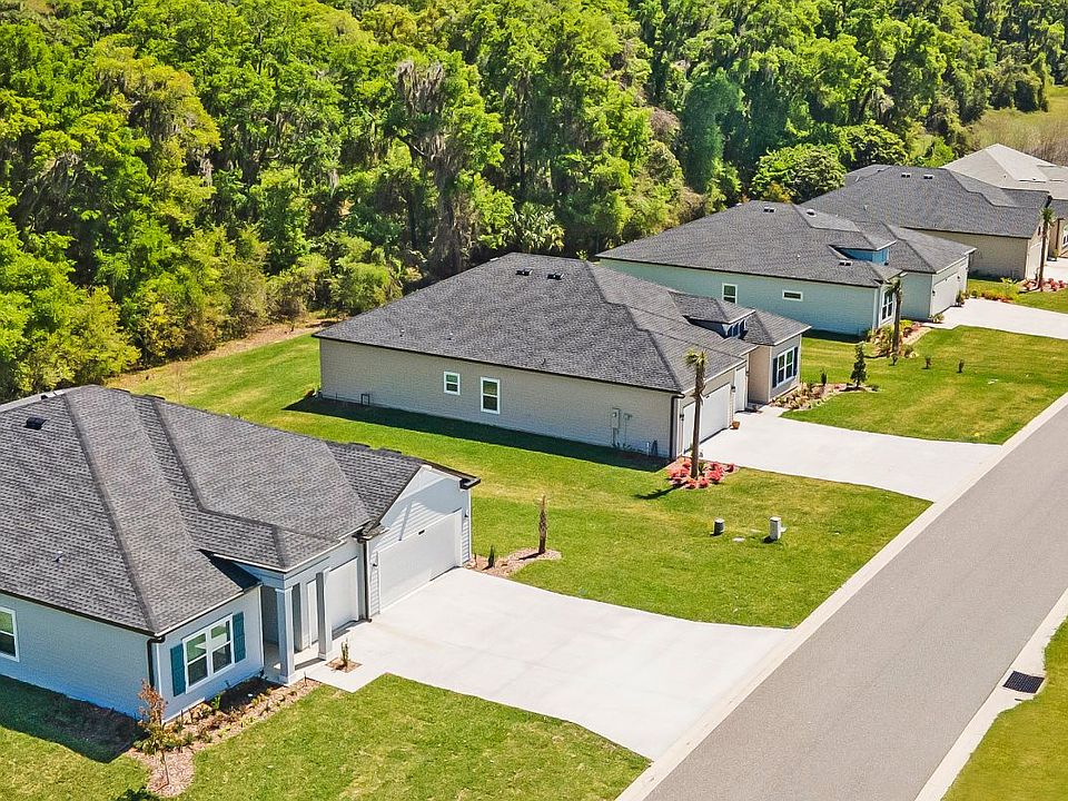 Grand Park streetscape