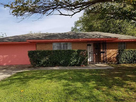 2nd image of 3813 Candace Dr