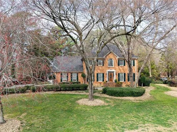 356 Saddlebrook Dr SE, Calhoun, GA 30701