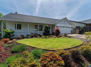 2190 NW Cluster Oak Ave, Albany, OR 97321