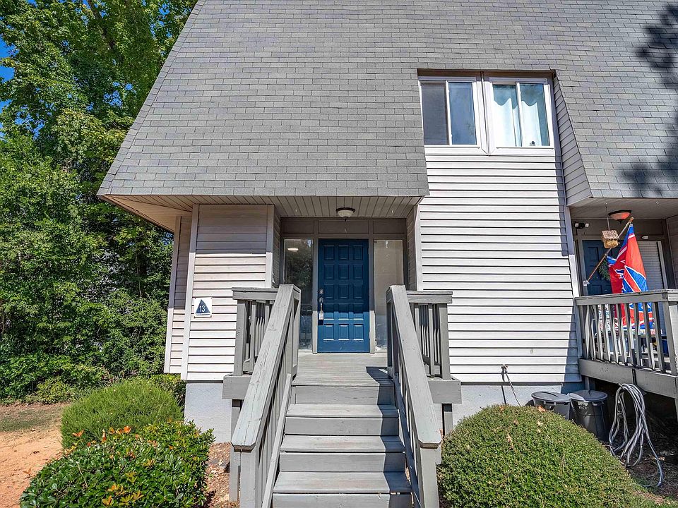 1st image of 301 Harbor Heights Dr APT 13A