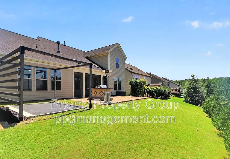 16436 Palisades Commons Dr — Photo 41
