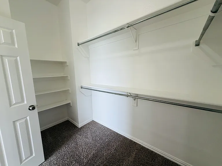 5808 Blackmon Ct — Photo 9