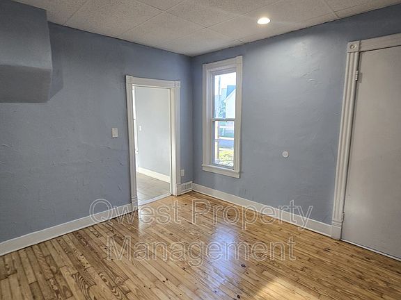 5th image of 747 1st St NW Unit 1