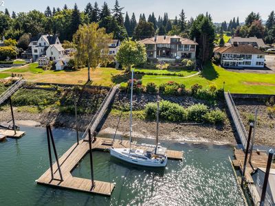 1525 NE Marine Dr, Portland, OR, 97211