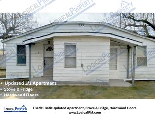 22100 Hawthorne St APT 2, Farmington, MI 48336
