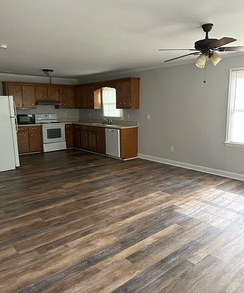 200 Apache Cir — Photo 6