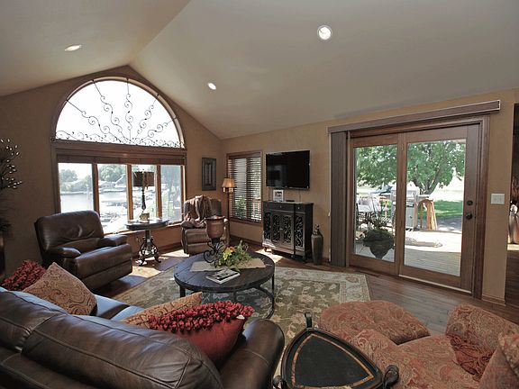 2nd image of 15724 Tradewind Dr