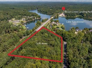 0 Falcon Crest Cir, Northport, AL 35475