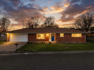 935 Parkside Dr, Prosser, WA 99350