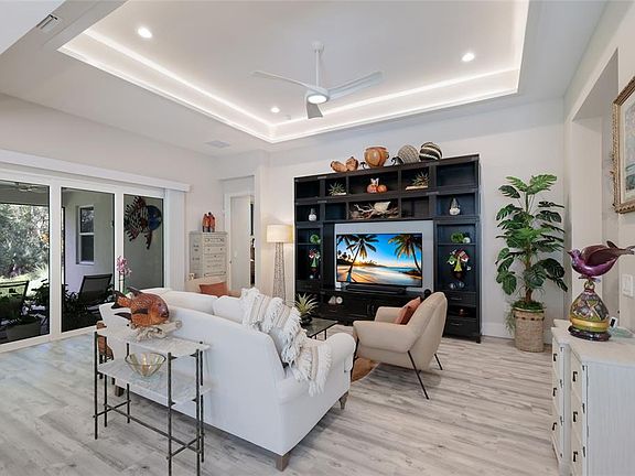 3rd image of 8089 Tidal Pointe Way
