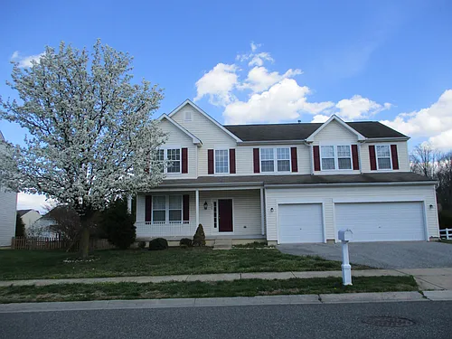 539 Ginn St Photo 1