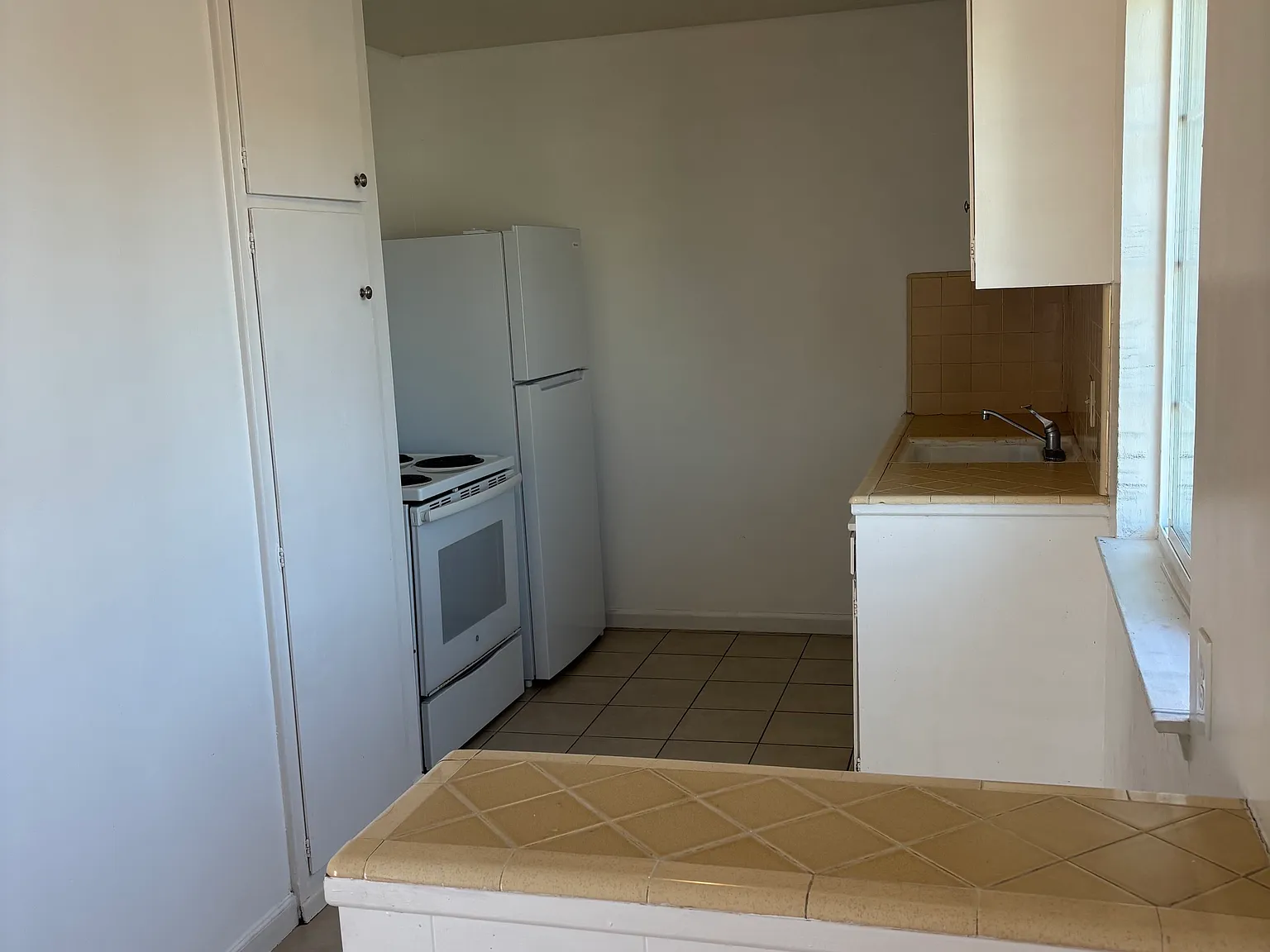 1 bed, 520 sqft, $2,200 — Photo 1