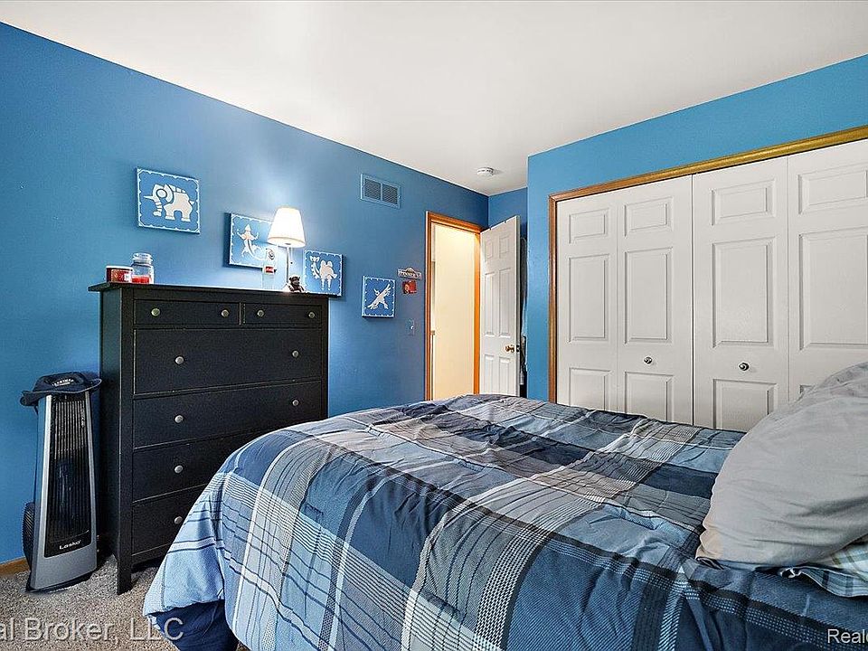 44744 Danbury Rd, photo 30