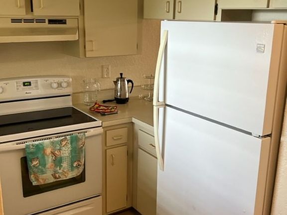 5th image of 3221 White Ibis Ct