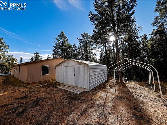 4th image of 1641 Kiowa Rd