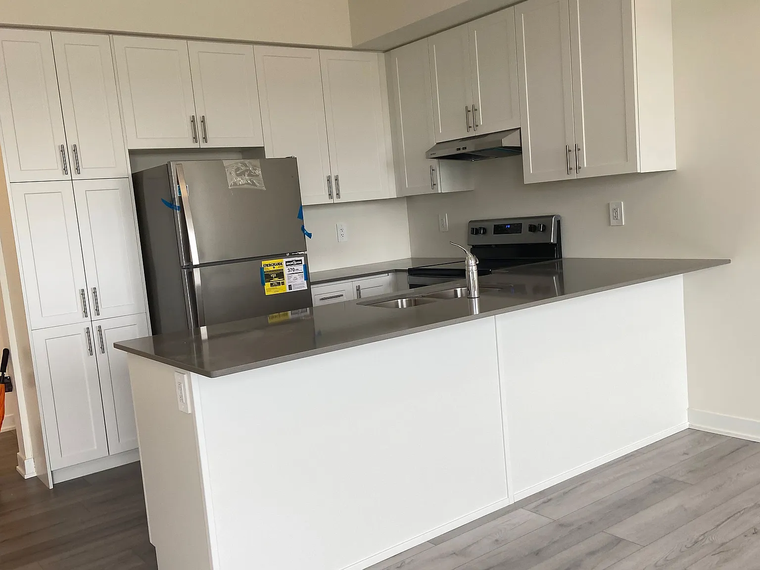 2 bed, $2,695 — Photo 3
