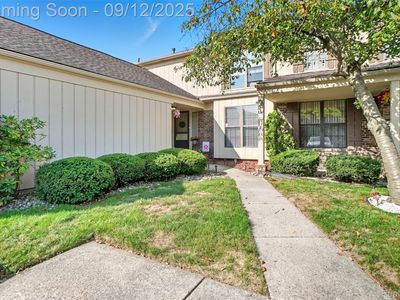 31401 Pine Tree Ct, Warren, MI, 48093