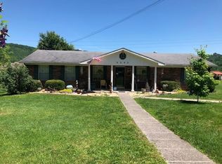 6285 Campton Rd, Stanton, KY 40380