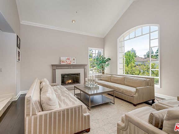 5th image of 11803 Folkstone Ln