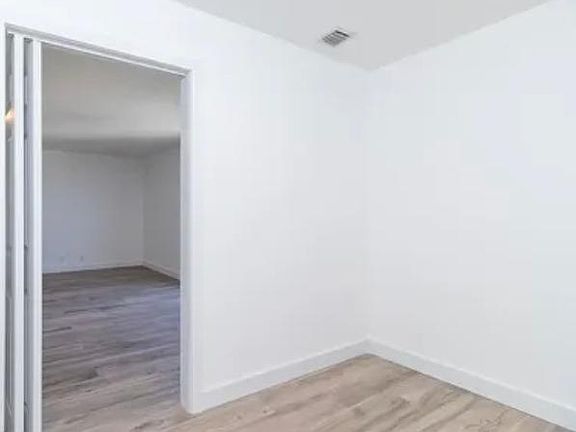 2nd image of 13499 Biscayne Blvd #A