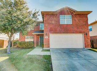 2040 Pine Knot Dr, Heartland, TX 75126