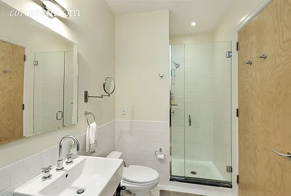 Rented by Compass | media 19