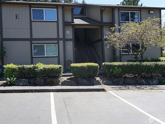 3rd image of 4715 176th Street SW #E12