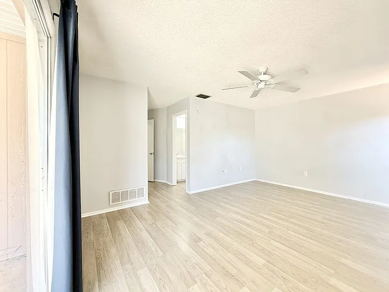 3777 Gatewood Dr — Photo 30
